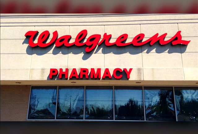 Walgreens, Rite Aid combo to spread drugstore health kick