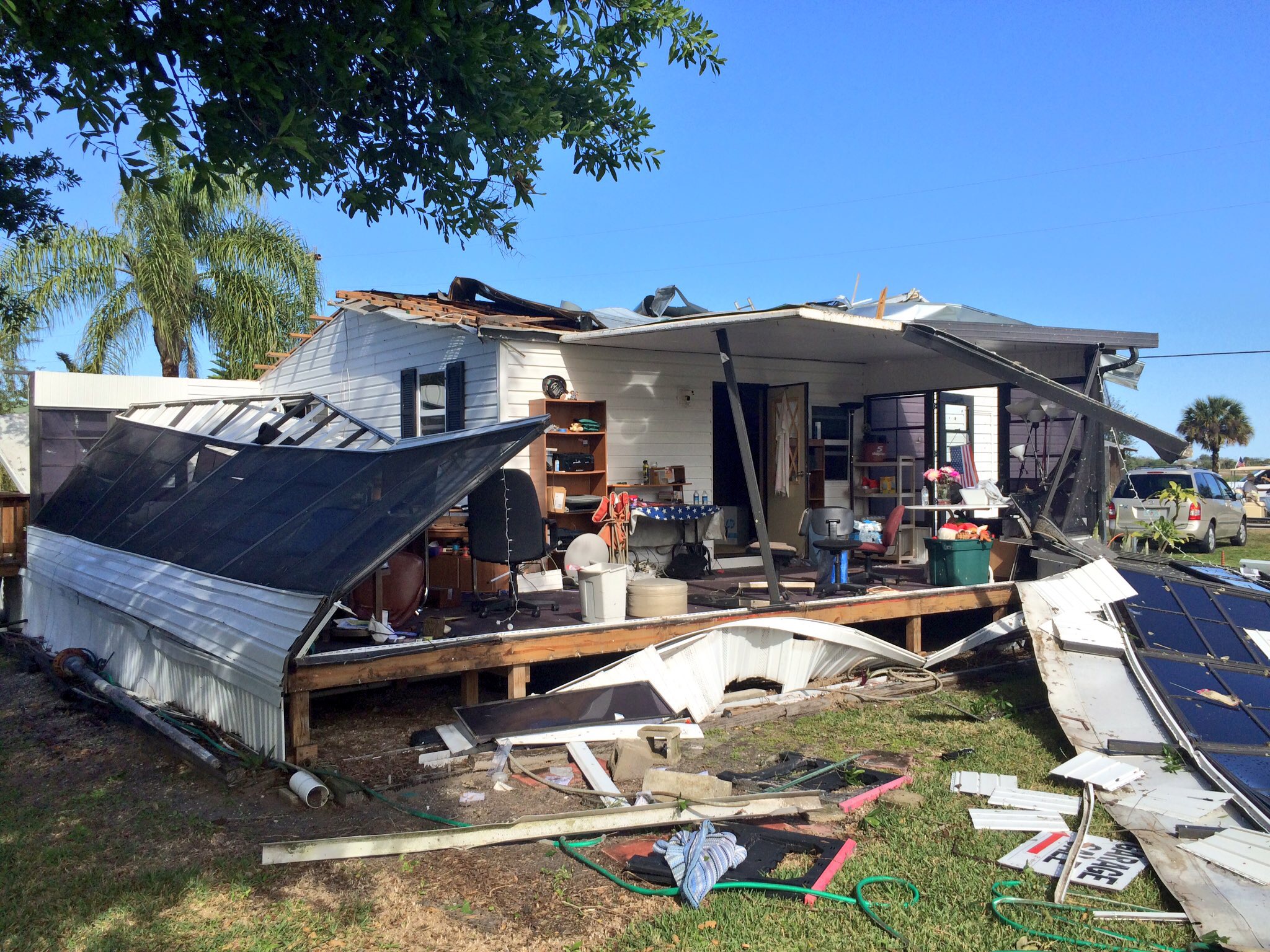 Strong storms leave damage behind in SWFL | WINK NEWS