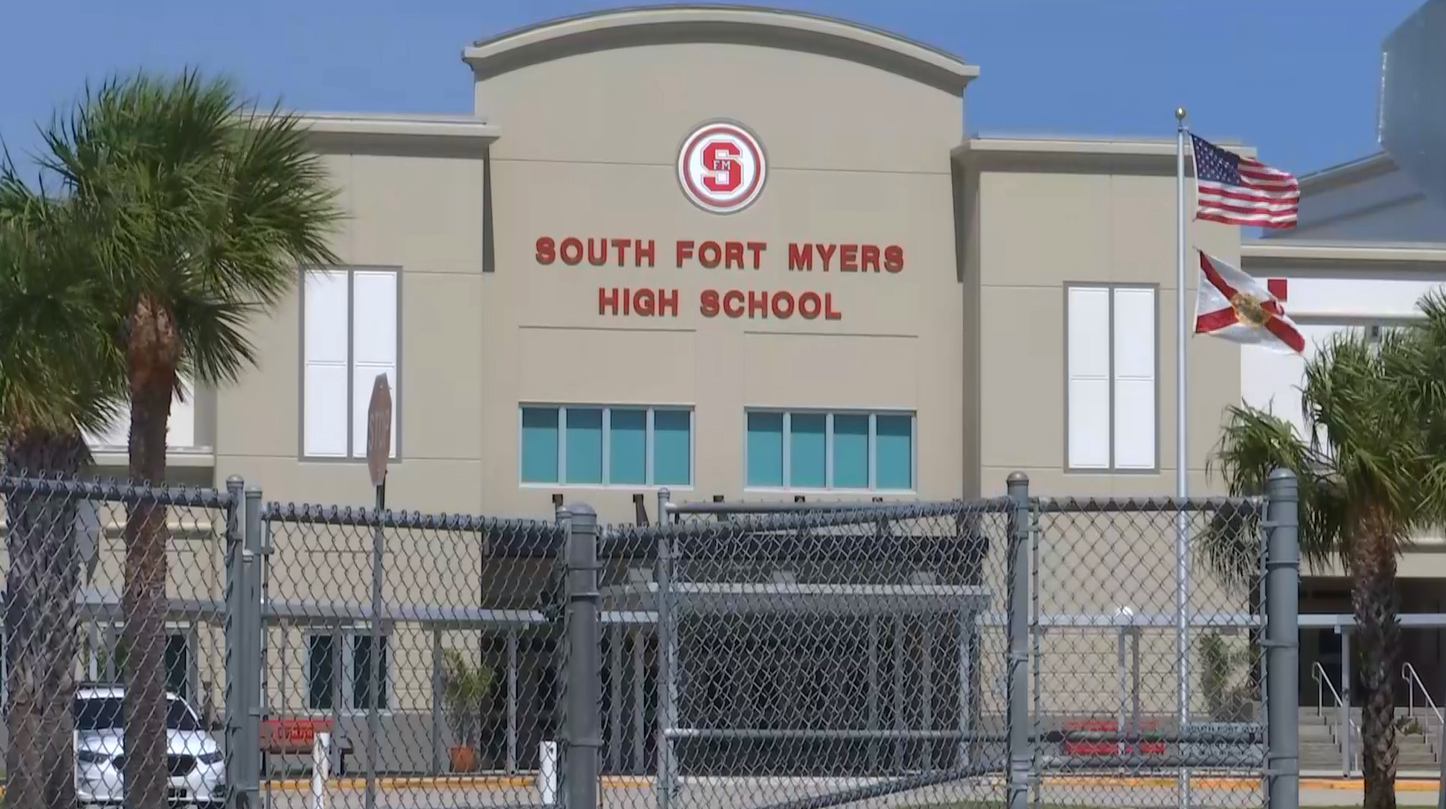 Police Investigating Bathroom Sex At South Fort Myers High School