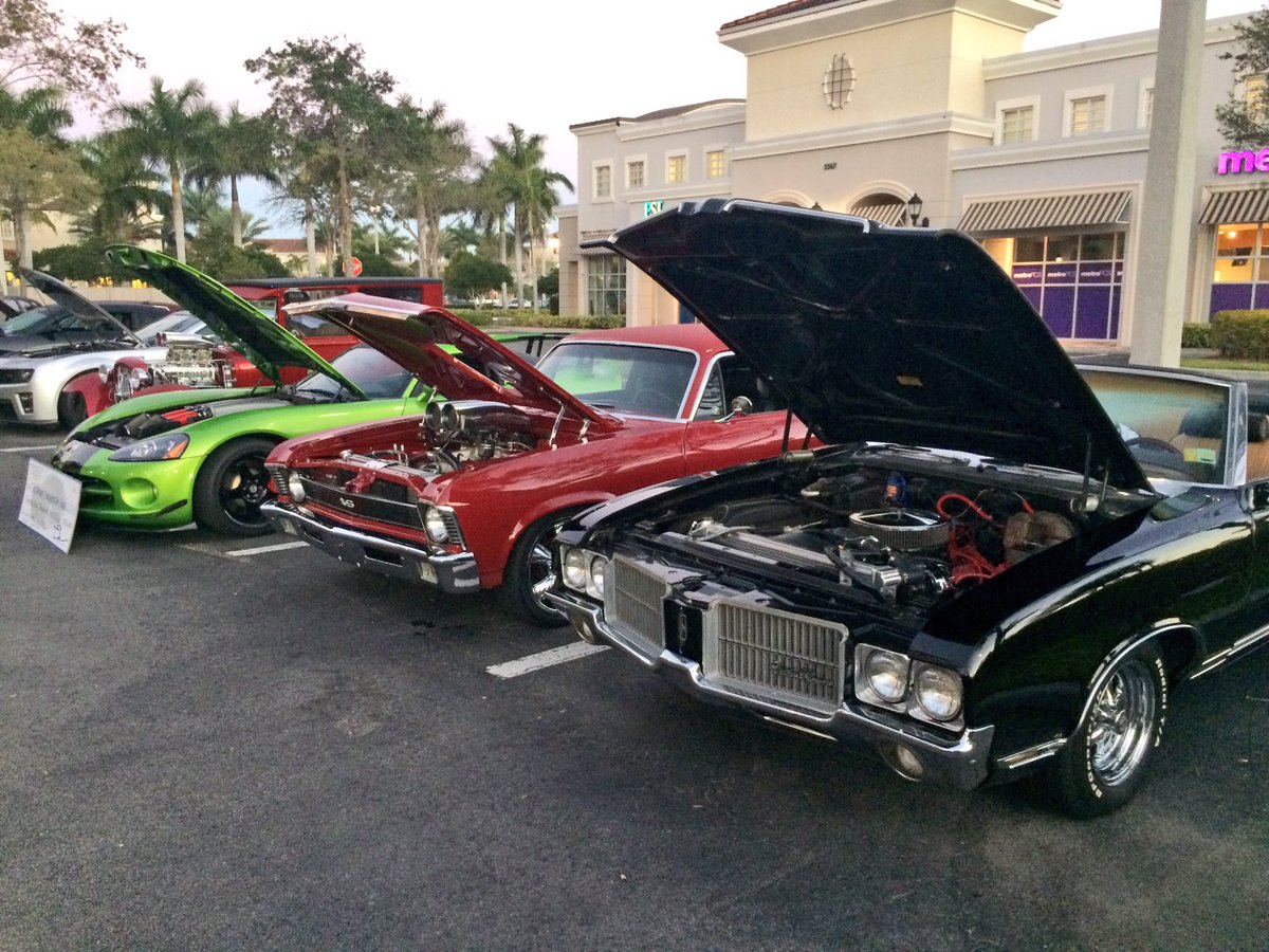 Car lovers to rejoice with 300 cars at North Naples show