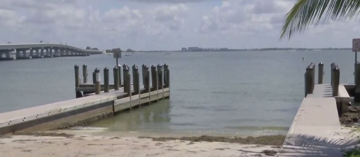 Jet-skis, boats cause erosion near Sanibel Causeway