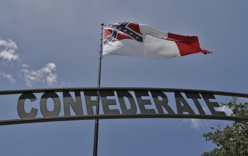 huge-confederate-flag-near-interstate-is-one-man-s-mission