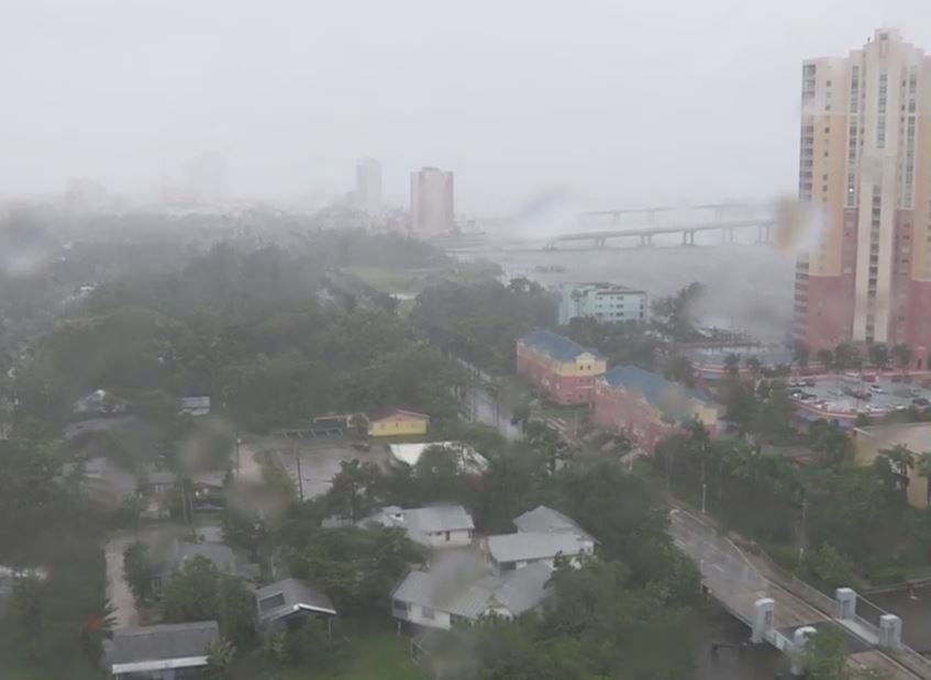 VIDEO: Hurricane Irma batters downtown Fort Myers - WINK News