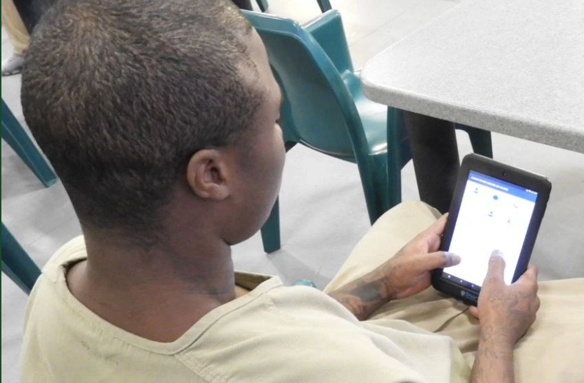 Charlotte County jail introduces inmates to new communication tablets