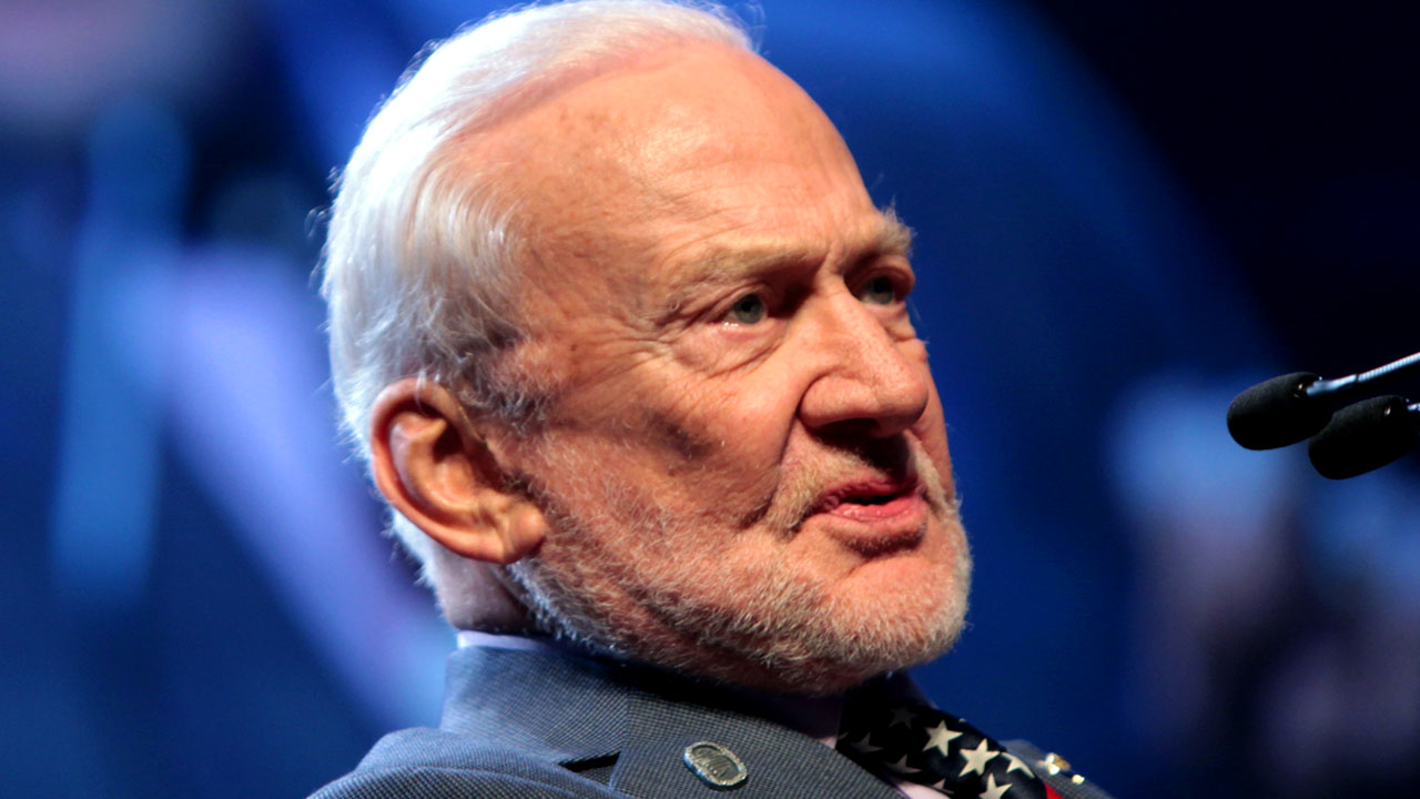 Buzz Aldrin sues children, alleging misuse of his finances