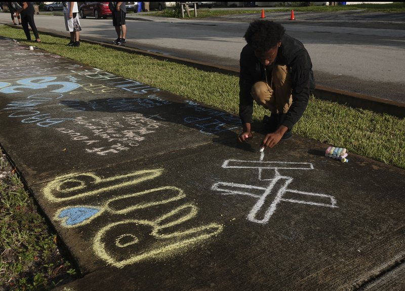 Memorial Set At Florida Arena For Slain Rapper Xxxtentacion 7360