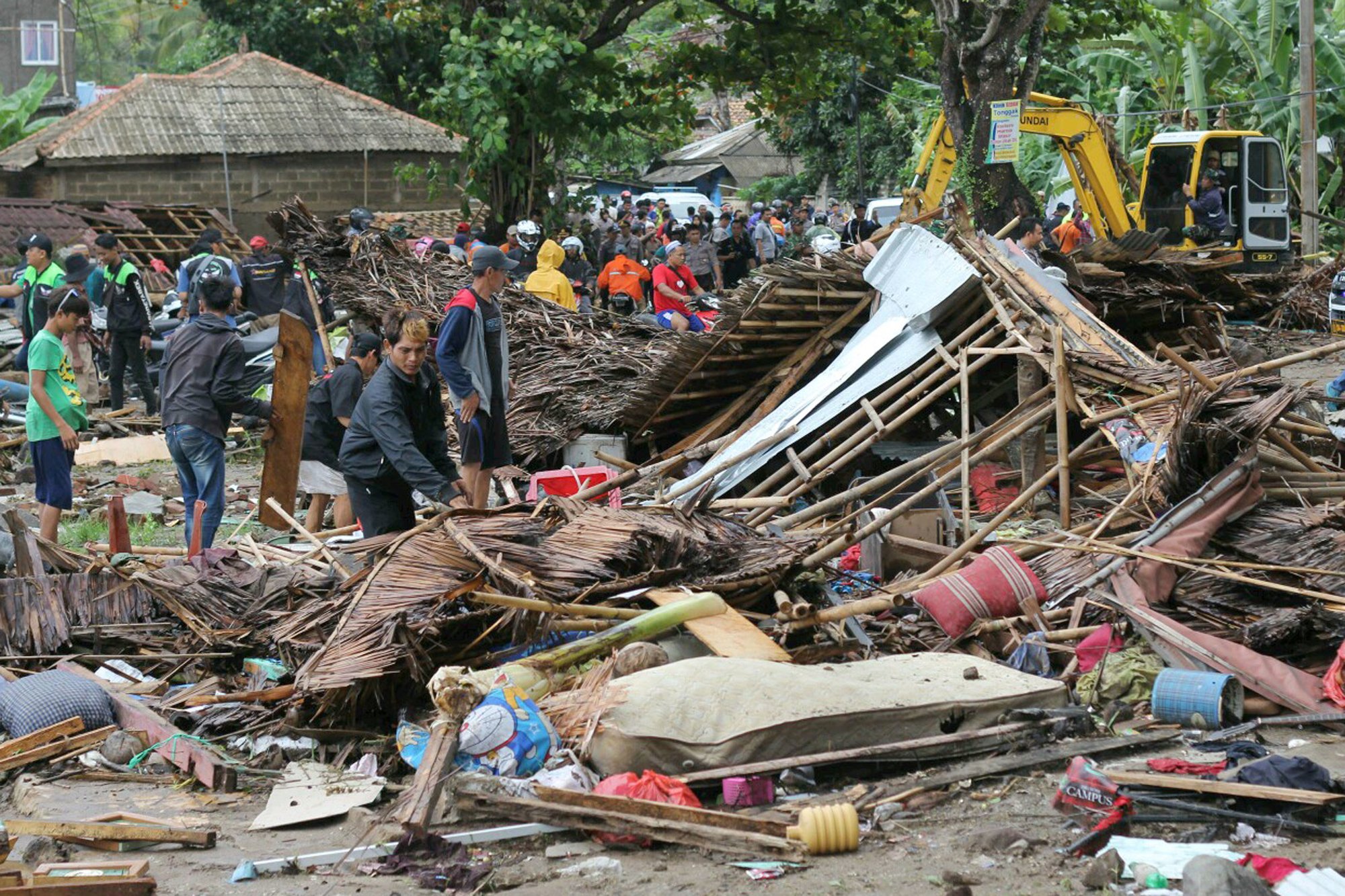 Death Toll Now 281 People After Tsunami Hits Indonesia