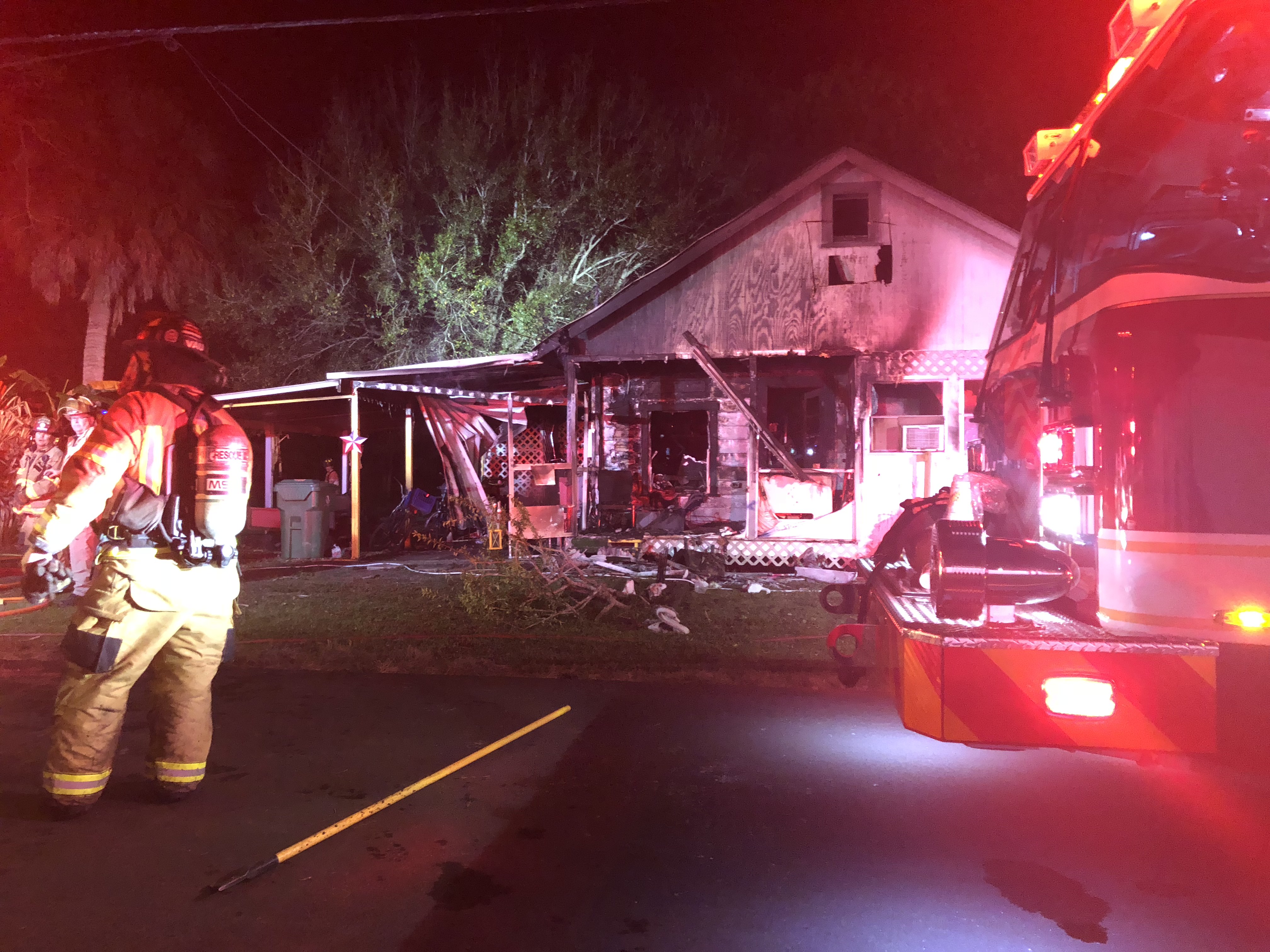 Electrical fire destroys duplex in Punta Gorda on Christmas Eve