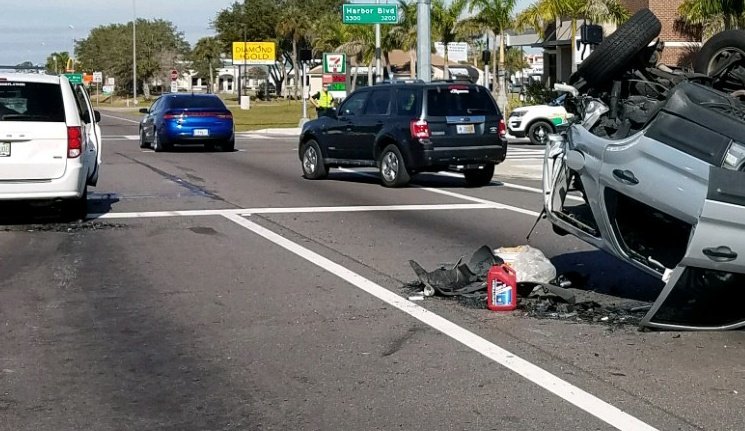 Crash on 41N and Harbor Blvd. in Port Charlotte. (CCSO photo.)
