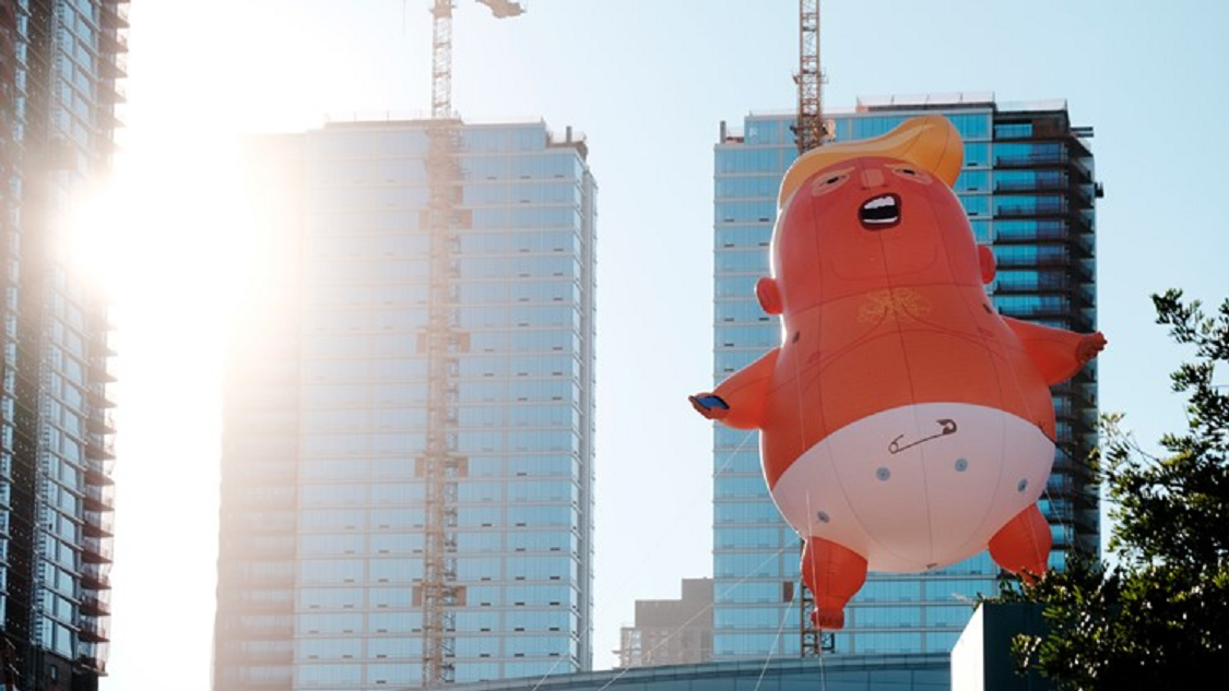 Baby Trump balloon. (Credit: CBS)