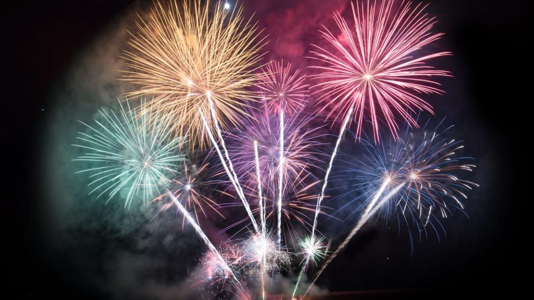 Where to celebrate and see Fourth of July fireworks in SWFL