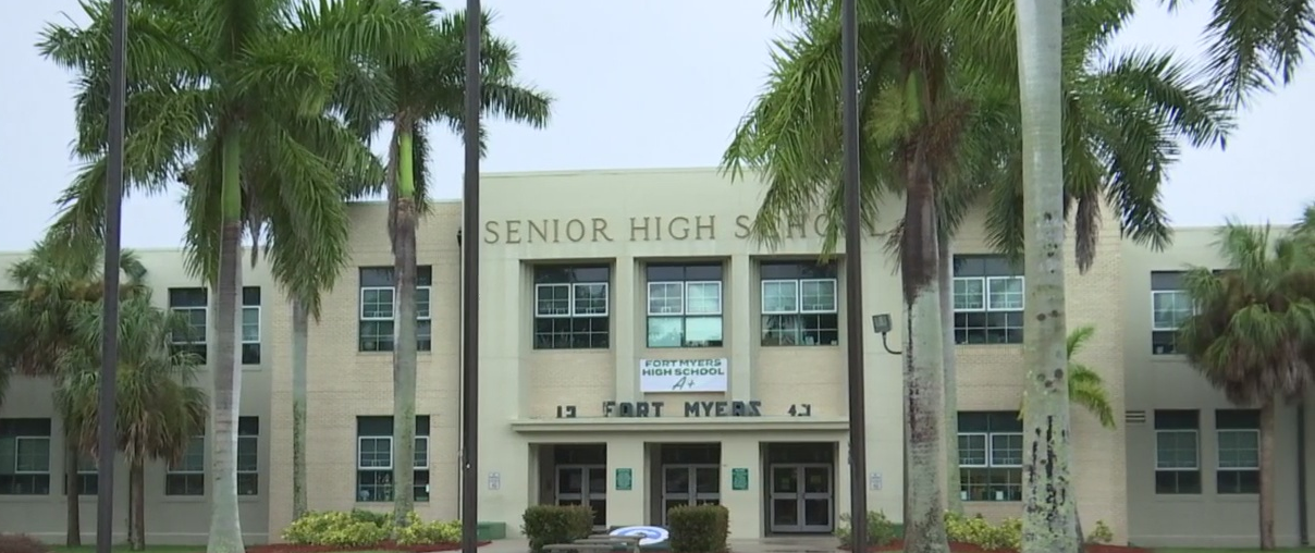 Outside of Fort Myers Senior High School. (Credit: WINK News)