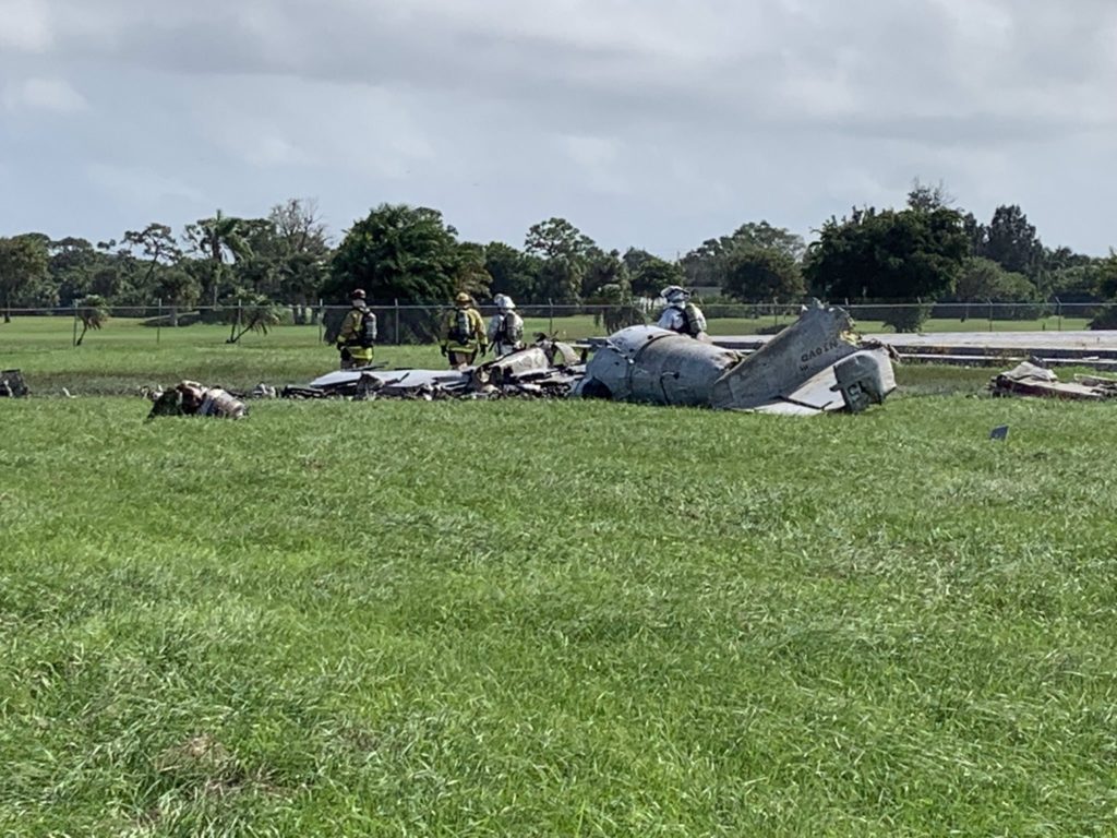 Plane crashes at Stuart, Florida air show