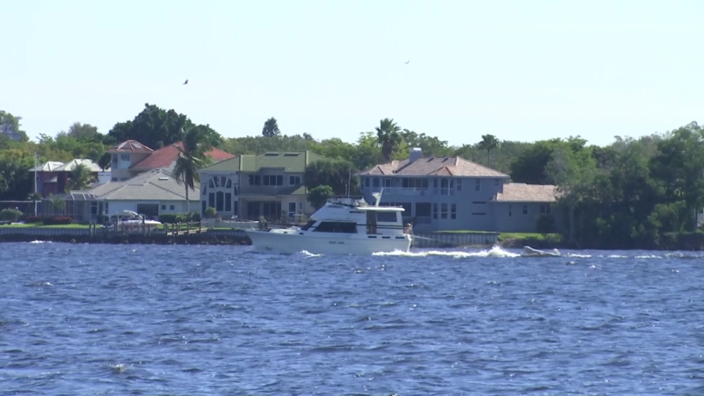 What impact will relaxing of federal water regulations have on SWFL wateraways? - Wink News
