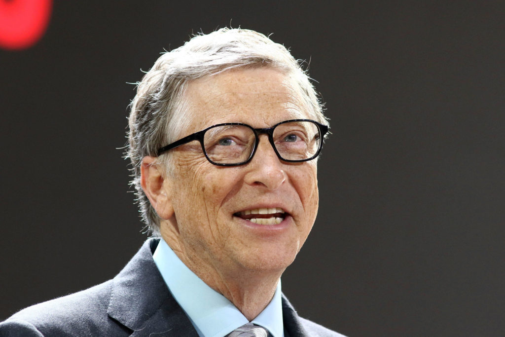 Bill Gates explains how the US can safely ease coronavirus restrictions