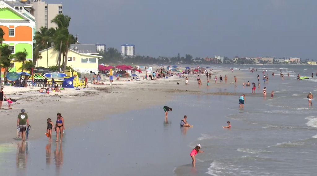  Fort  Myers  Beach  sees increased business visitors as 