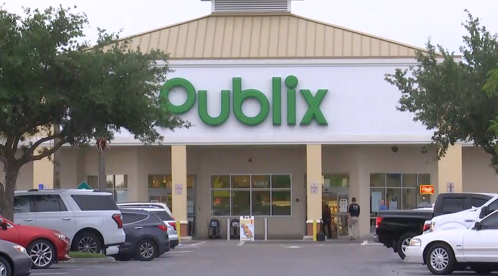 Publix Pharmacy locations in Lee, Charlotte to offer COVID-19 vaccine,  DeSantis says