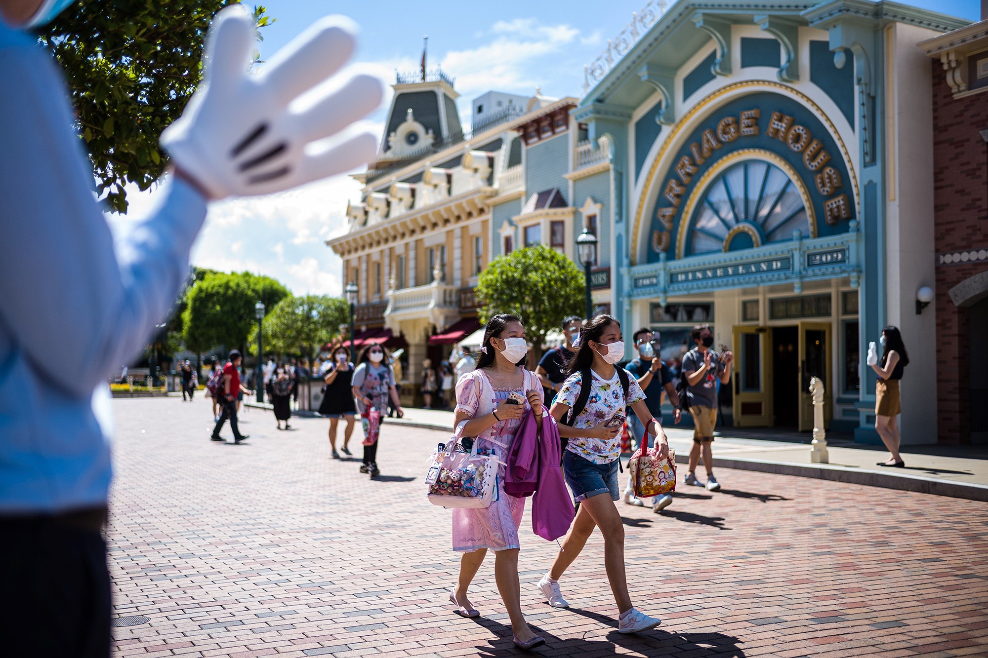 Hong Kong Disneyland Will Close Again After Surge In Coronavirus Cases