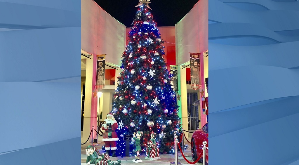 Naples hosts Christmas on 5th with safety measures in place