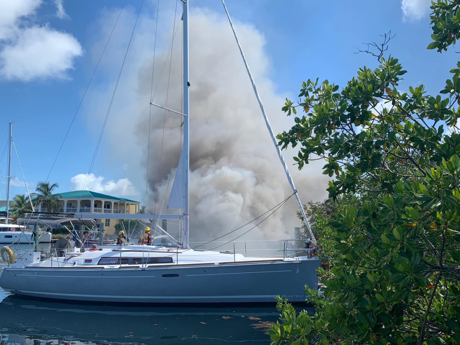 Boat fire sparked in Florida Keys