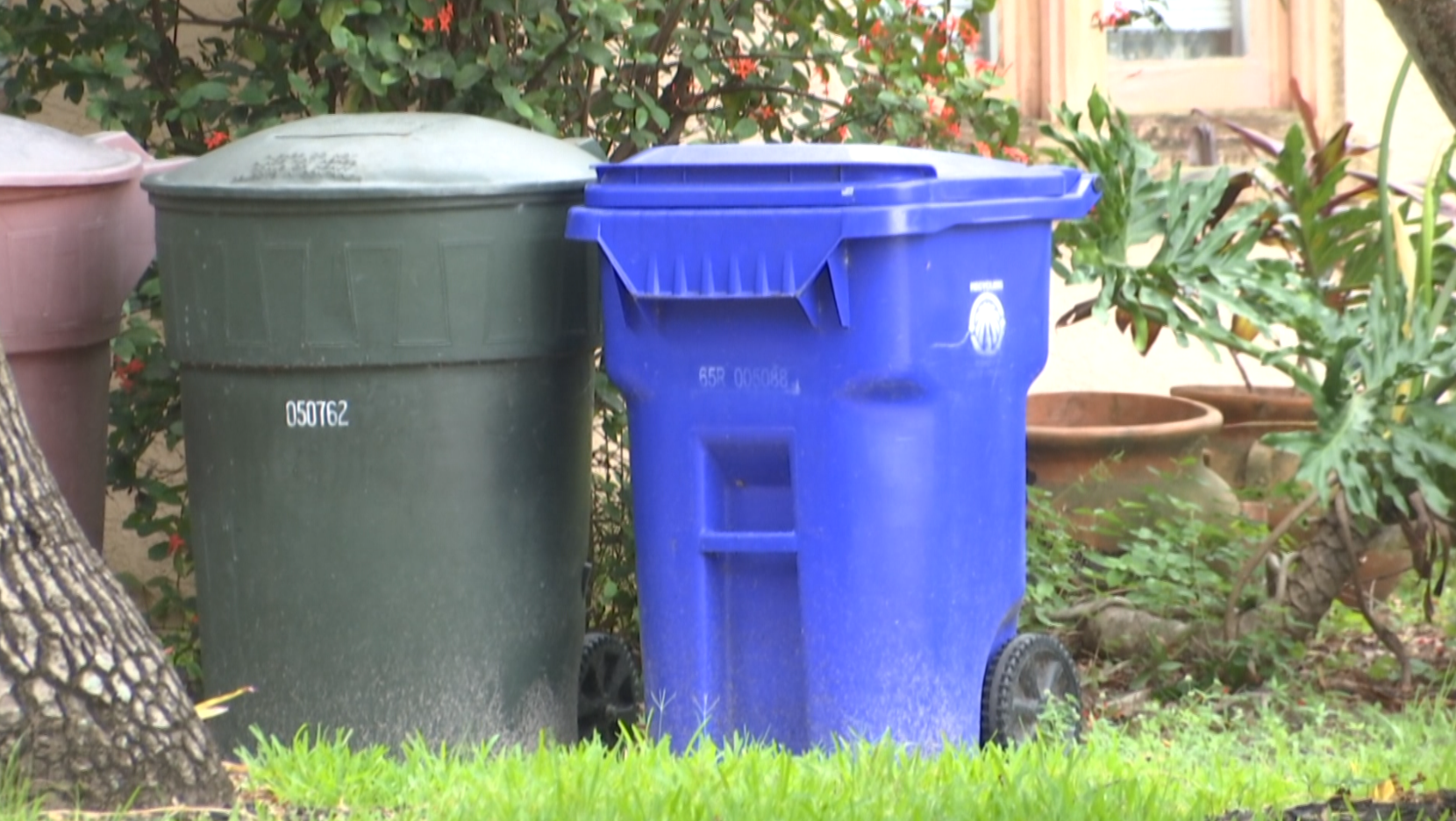Recycling Getting Combined With Trash In Fort Myers
