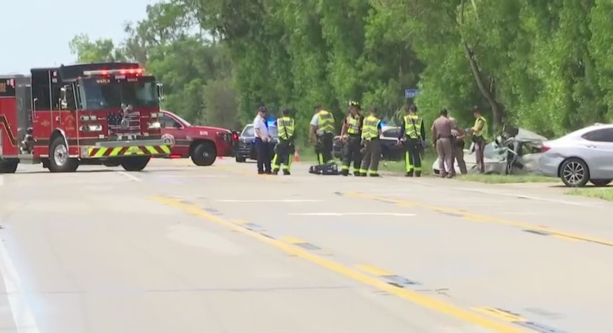 1 man killed in Lee County crash