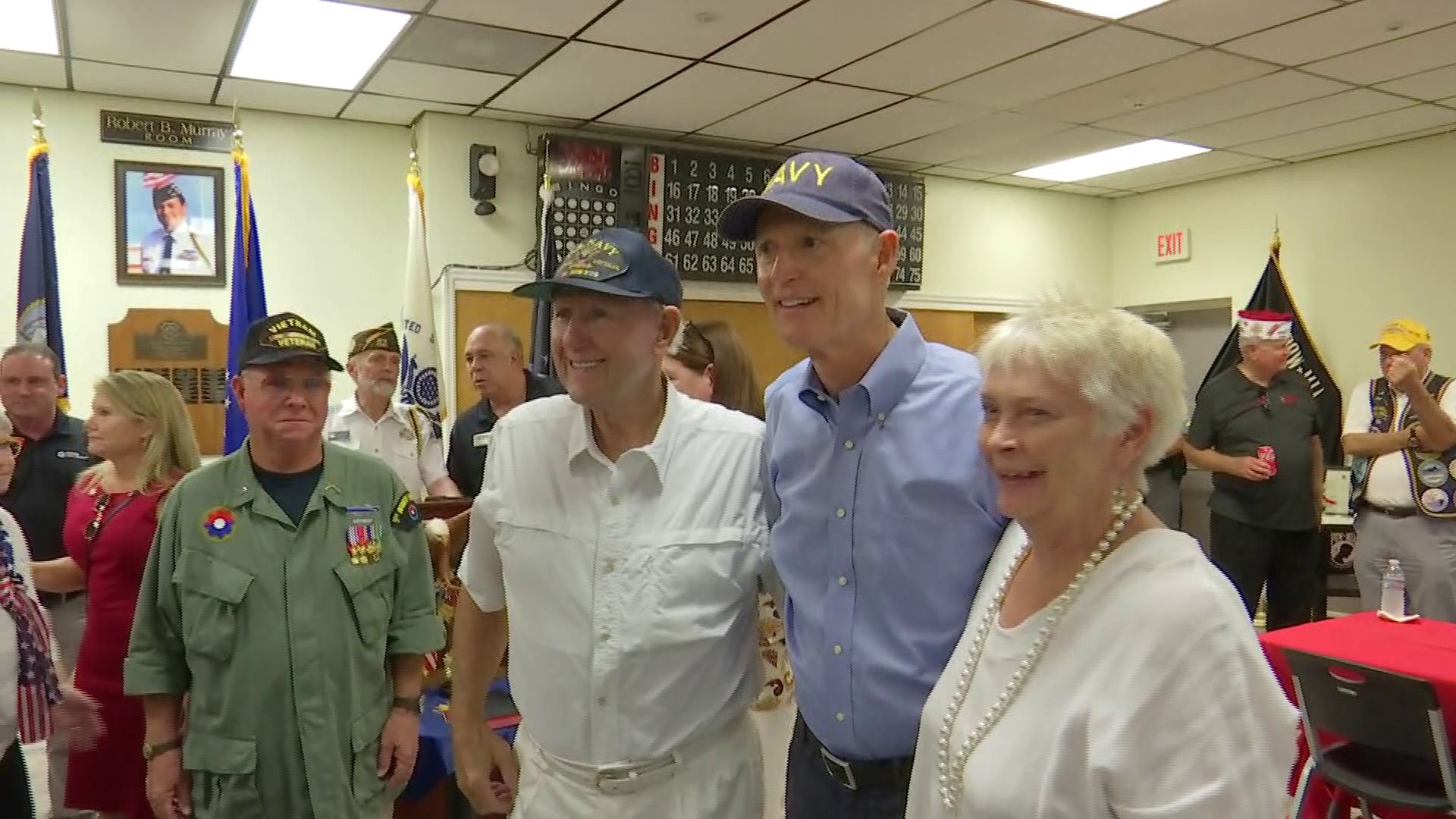 Senator Rick Scott thanking veterans at a Collier County VFW – WINK News