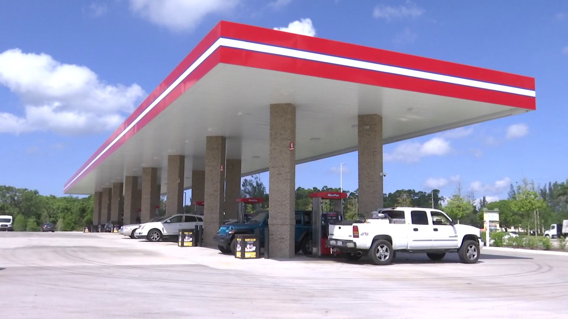 Impact of gas prices on Memorial Day travel in Southwest Florida
