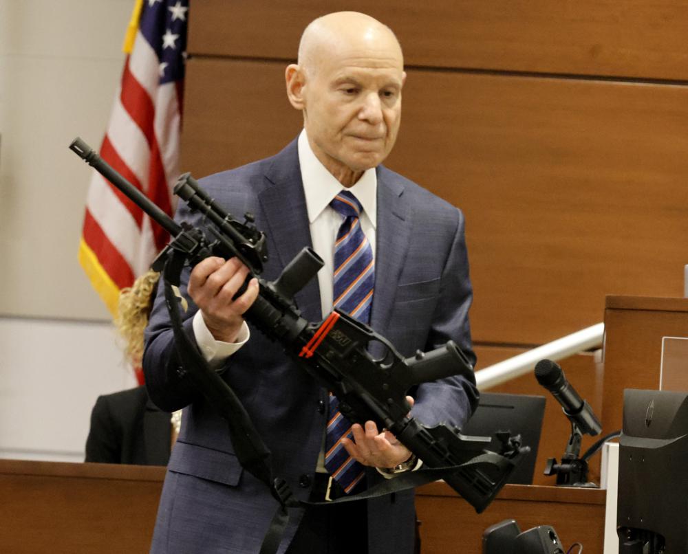 Florida School Shooter’s AR-15 Rifle Shown To His Jurors - TrendRadars