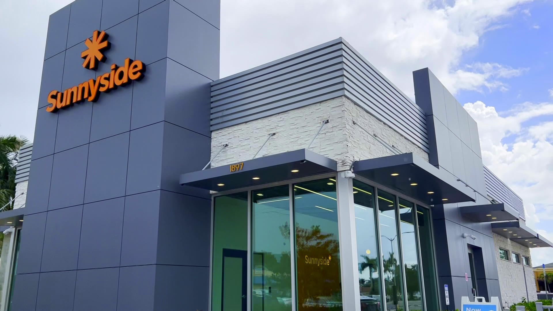 Sunnyside cannabis dispensary opens in Cape Coral