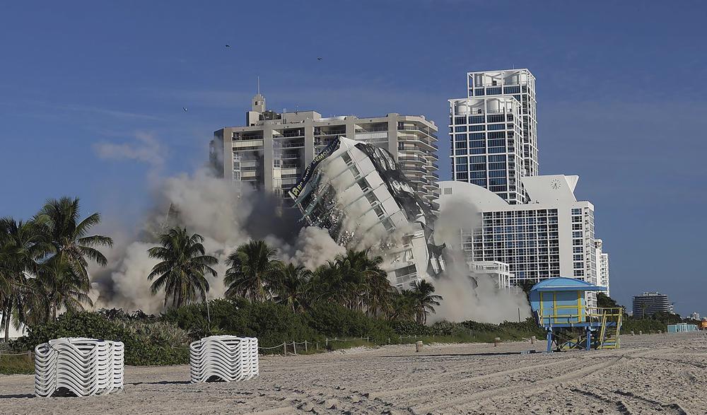 Miami Beach hotel that hosted JFK, Beatles imploded