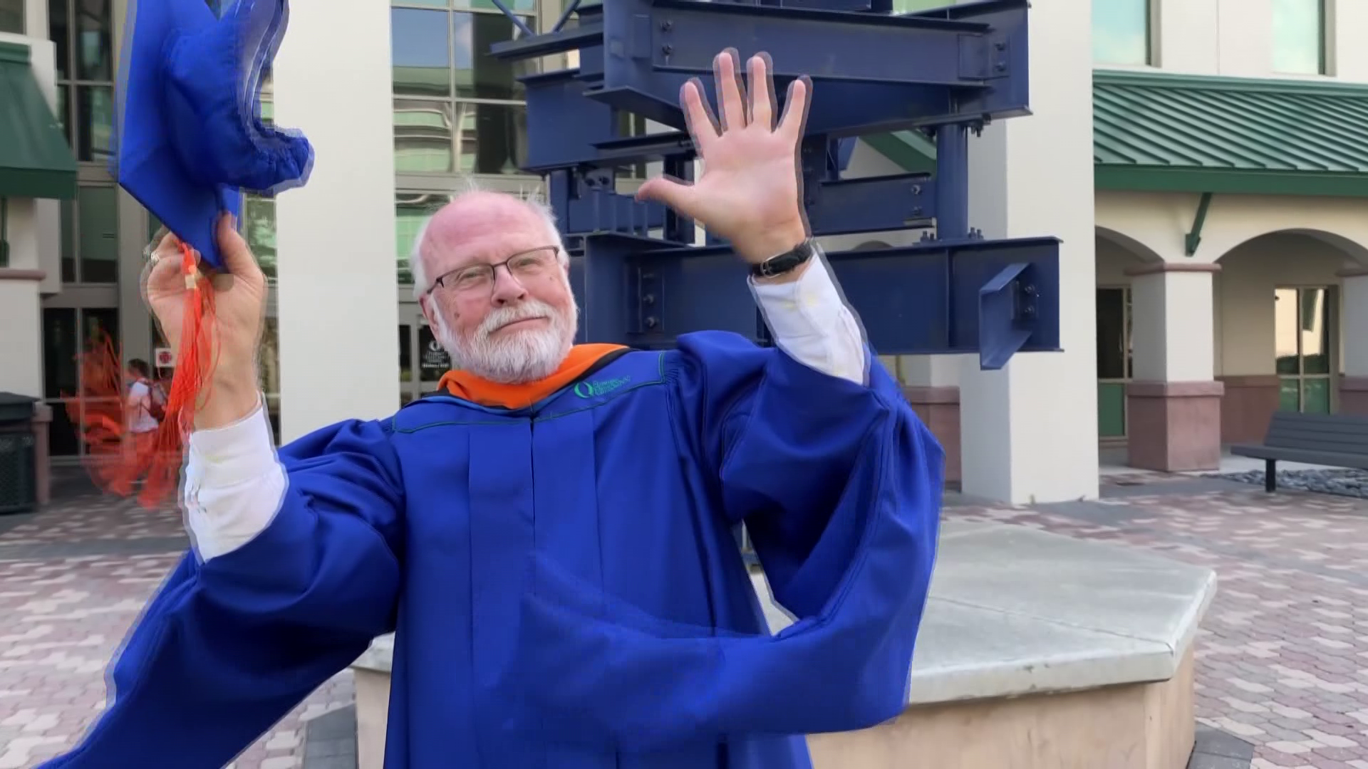 81-year-old-man-gets-engineering-graduate-degree-from-fgcu-trendradars