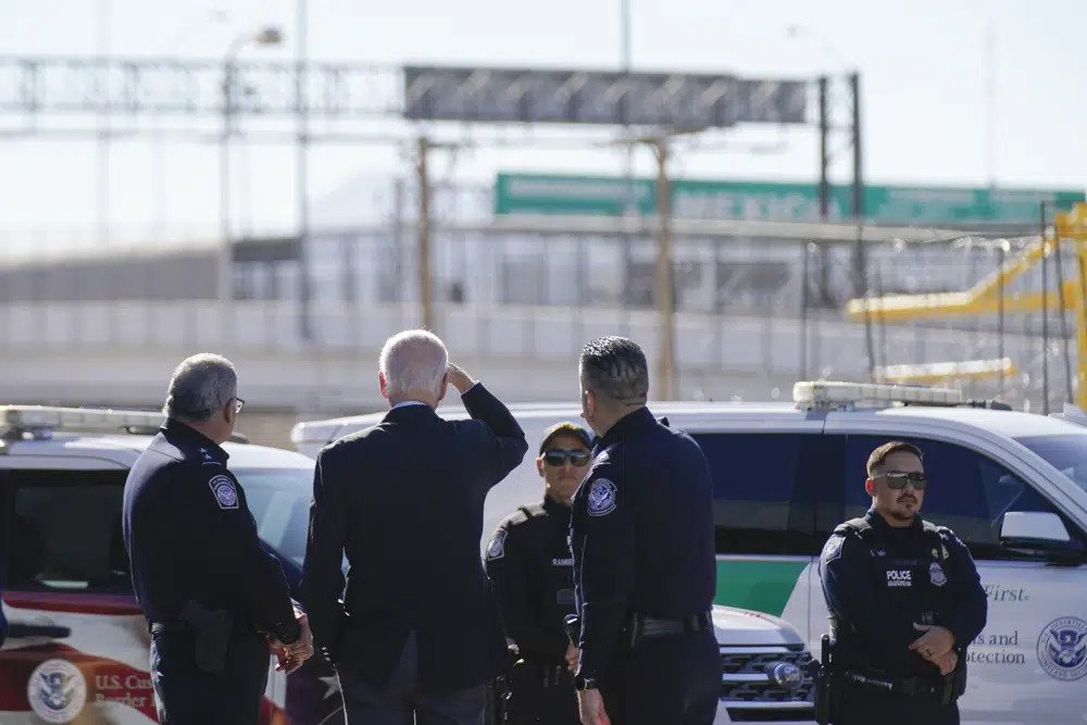 Biden inspects busy port of entry along US-Mexico border